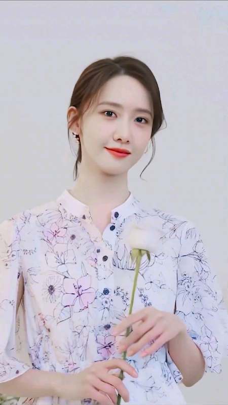 斩男又斩女,又美又帅的林大俊#林允儿 #神仙颜值-度小视