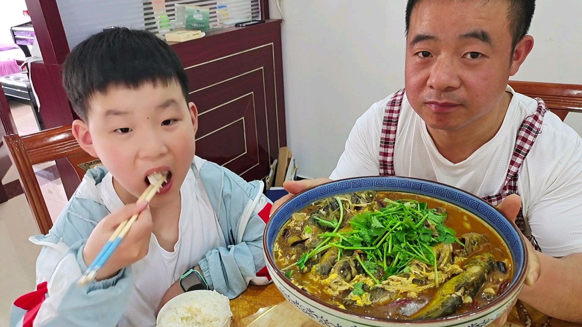 良好这样做的戈鱼粉丝,鱼肉鲜嫩细腻没有腥味,吃上一口,真鲜啊