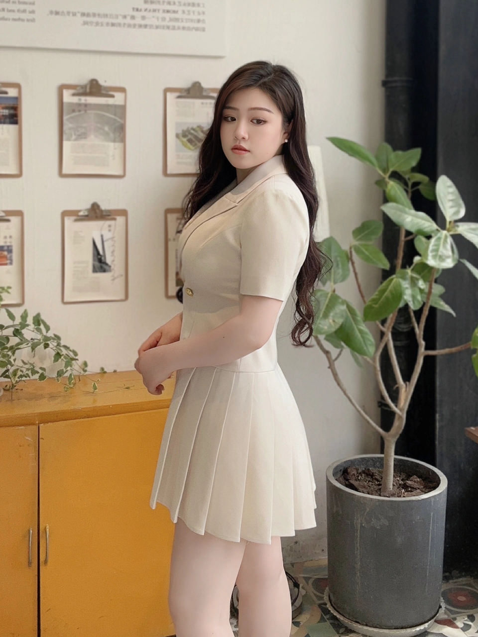 135斤微胖女生穿搭起来也是气质满满呢~这款连衣裙真的是非常百搭,无