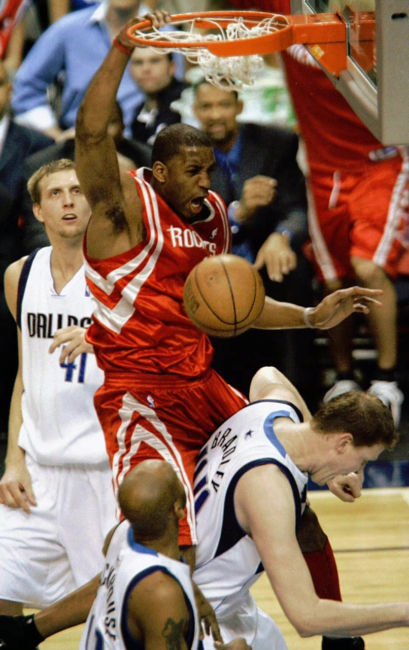 麦迪骑扣布拉德利