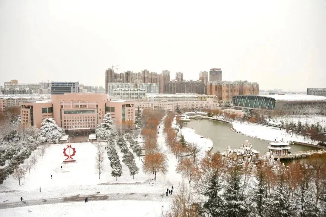 初雪已至#潍坊学院# #2024考研上岸记# #冬天的第一张照片