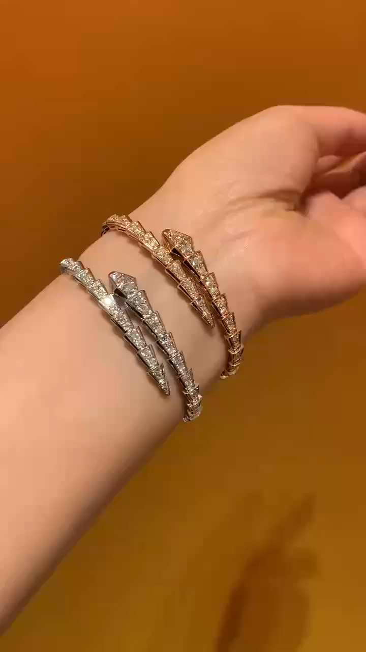 宝格丽 灵蛇钻石手镯#手镯#高端轻奢饰品#同城-度小视
