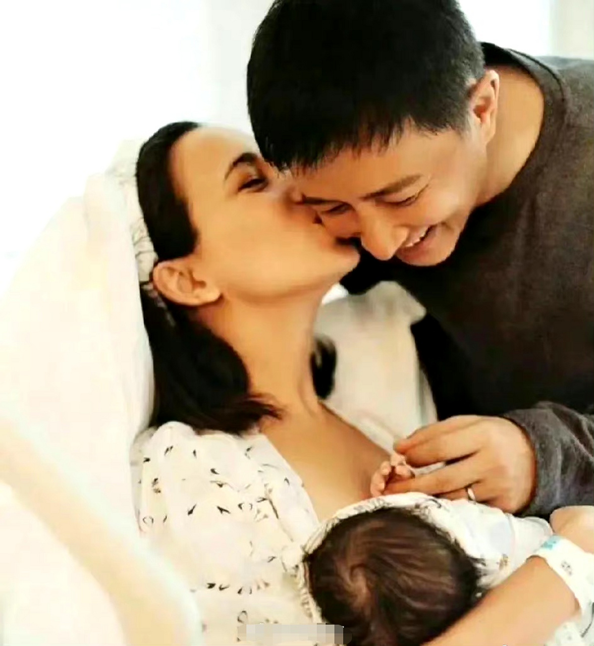 卢靖姗韩庚晒照秀恩爱～  相由心生,真的好喜欢卢靖姗,性格好温柔