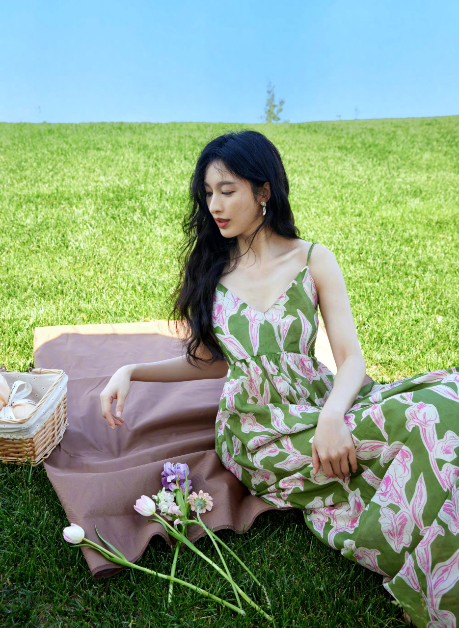 张俪的"多巴胺一夏"[色][色][色] 夏天就是要灿烂绚丽,五彩缤纷