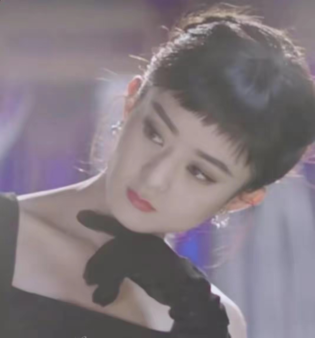 赵丽颖:奥黛丽赫本这个造型真的太适合她