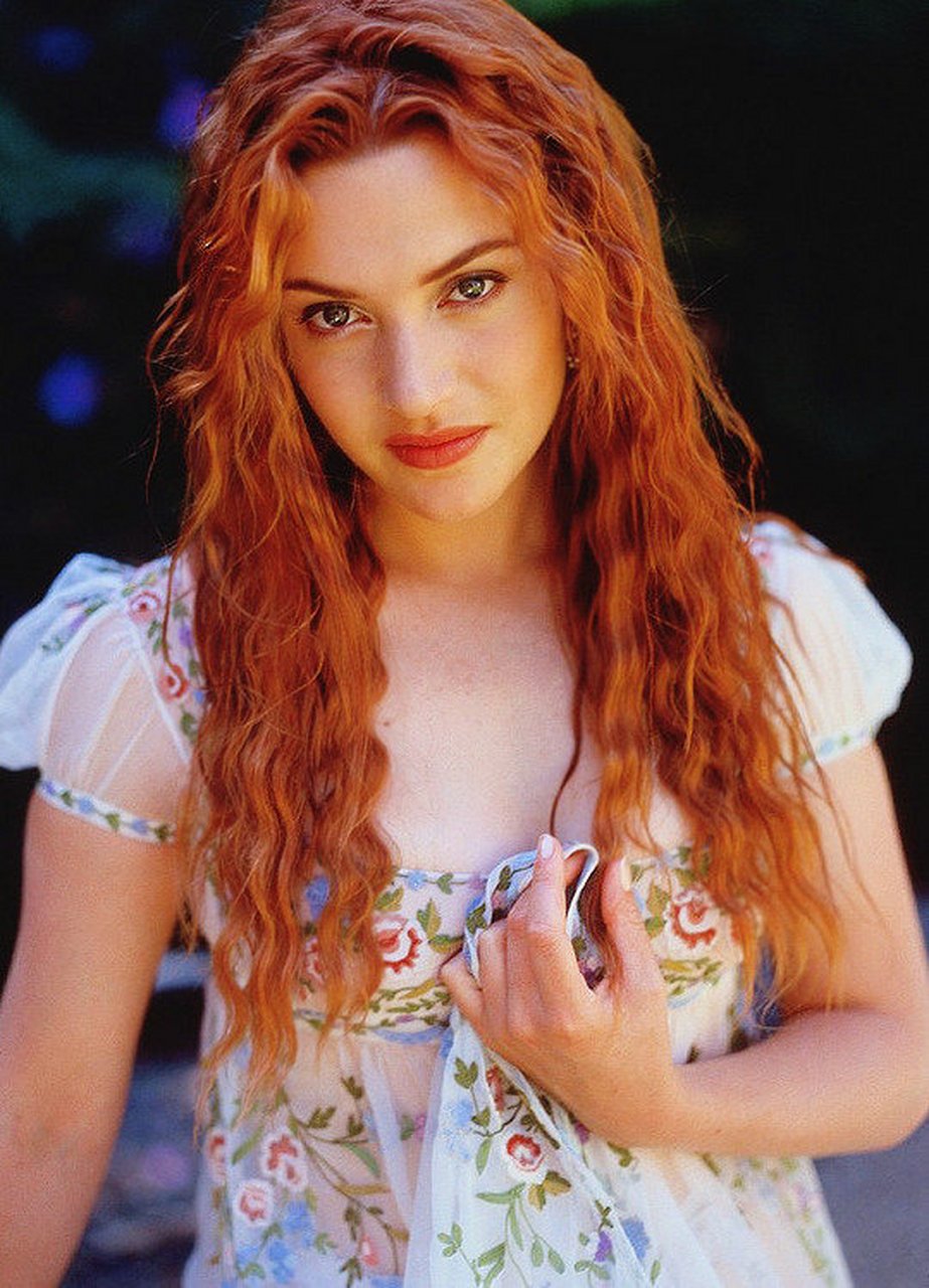 一头红发的凯特·温斯莱特太美,就像梦幻的美人鱼,迪士尼就该挨骂,这