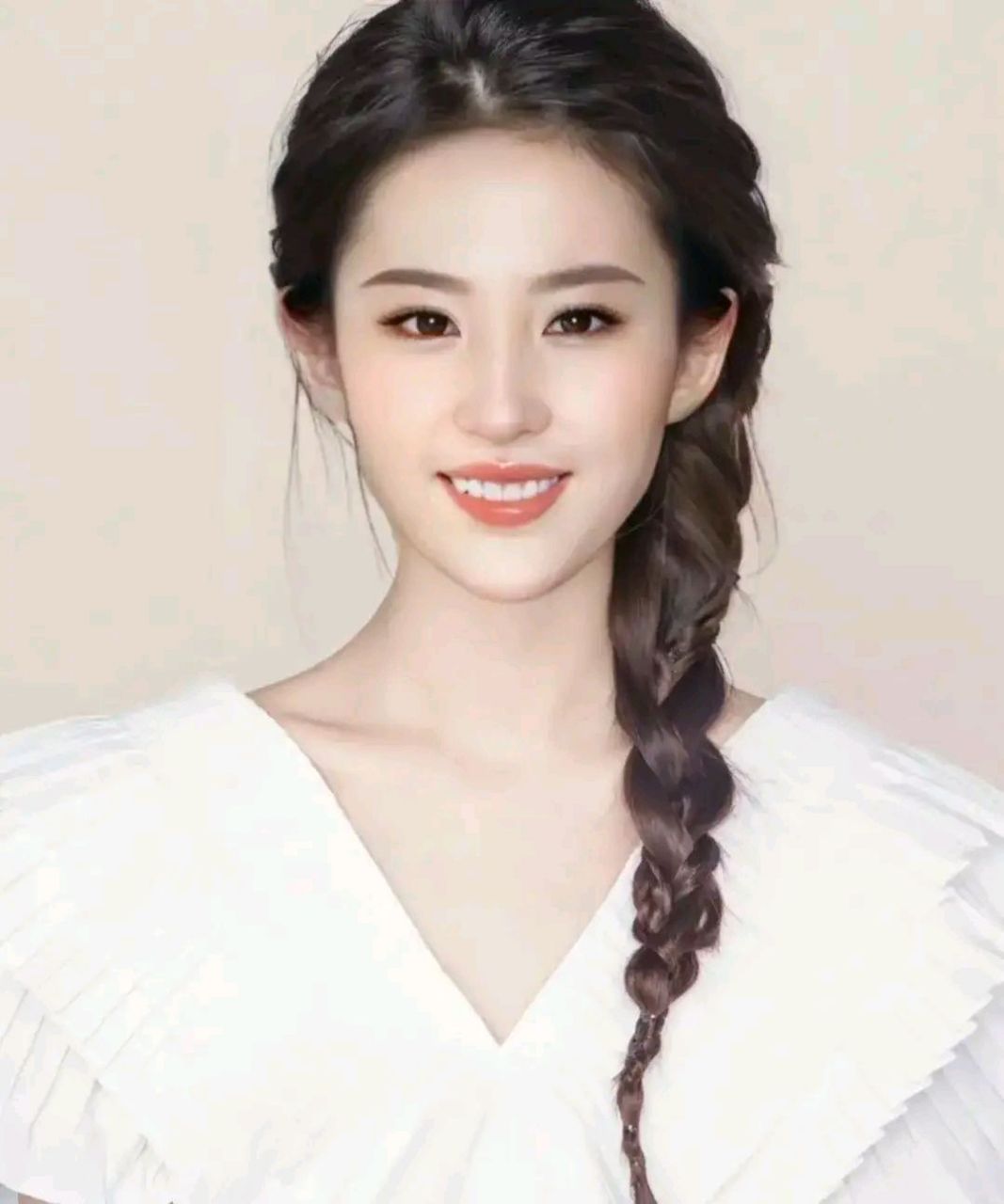 内娱女星中的四大神颜 一,刘亦菲:比例和谐,标准美学