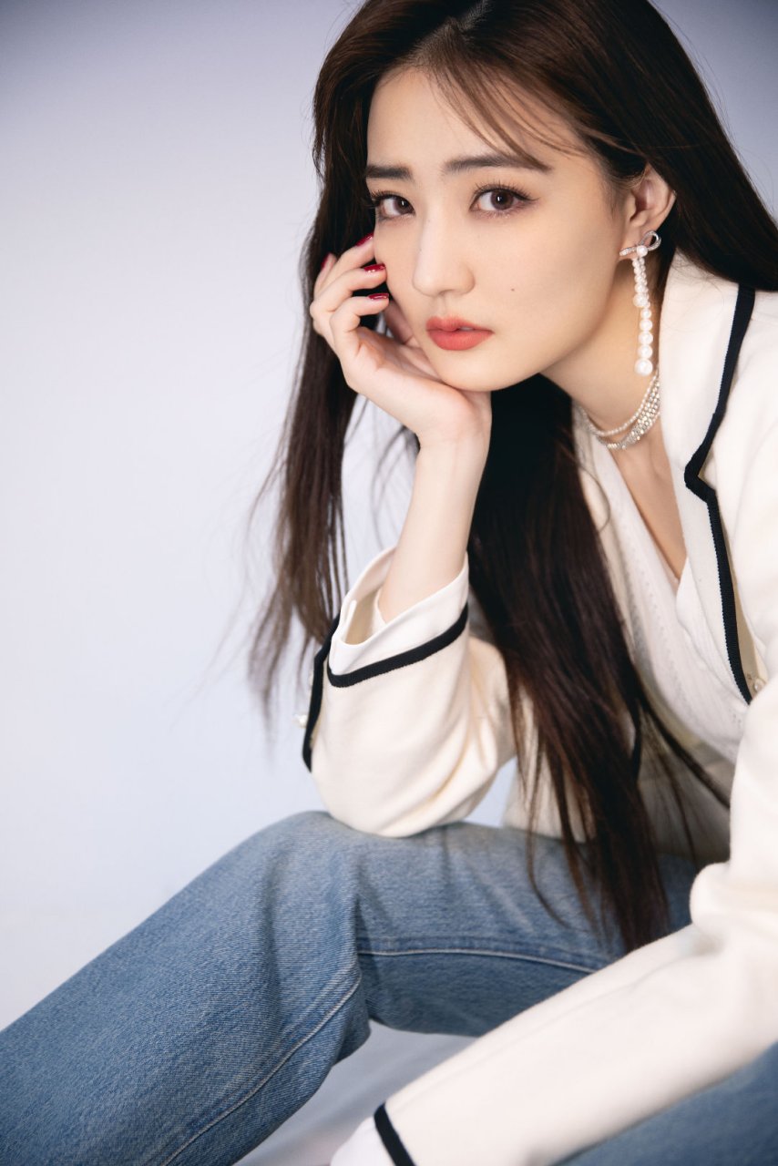 徐璐高清壁纸头像(二十七)[温暖]