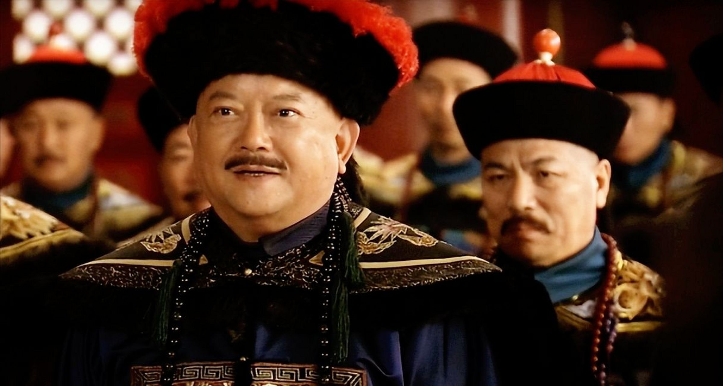 1796年,85岁的乾隆决定将皇位传给了儿子嘉庆,这让他的宠臣和珅彻夜难