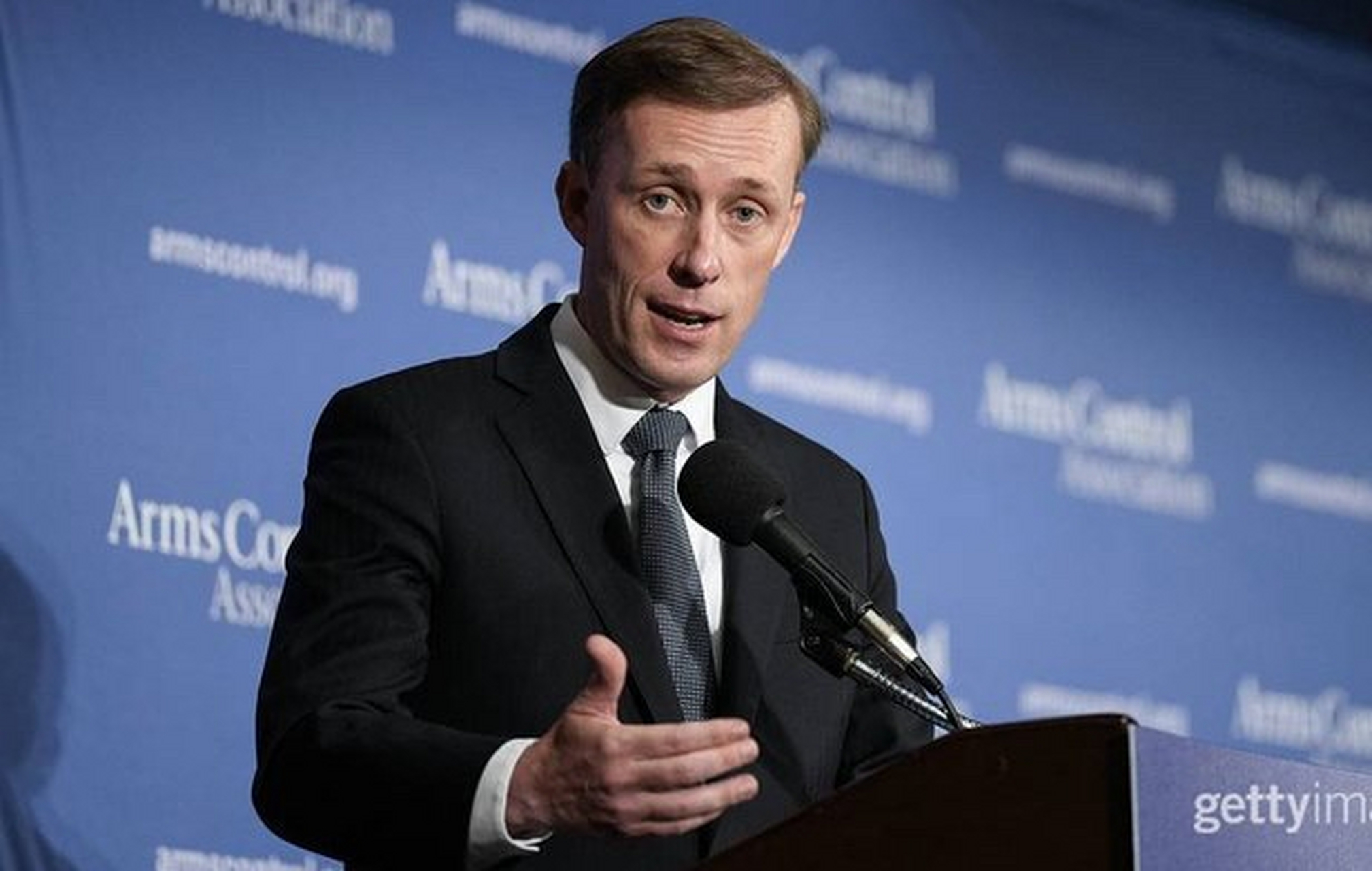 美国国家安全顾问杰克·沙利文周五表示,美国愿意在没有预设条件的