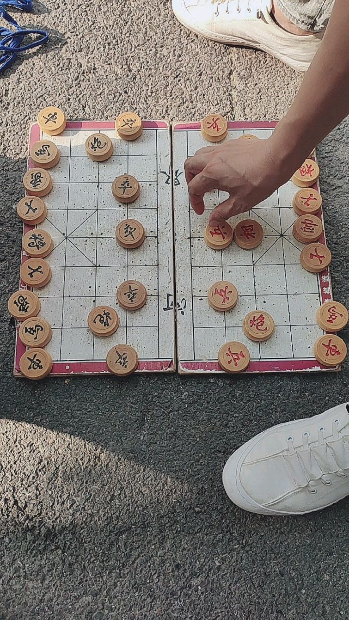 公园大爷象棋练摊