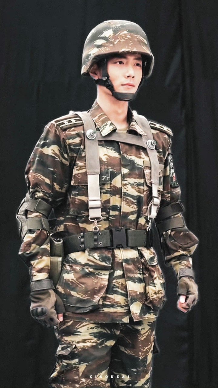 好喜欢顾一野的这身军装呀!太帅了[比心][大笑]#肖战