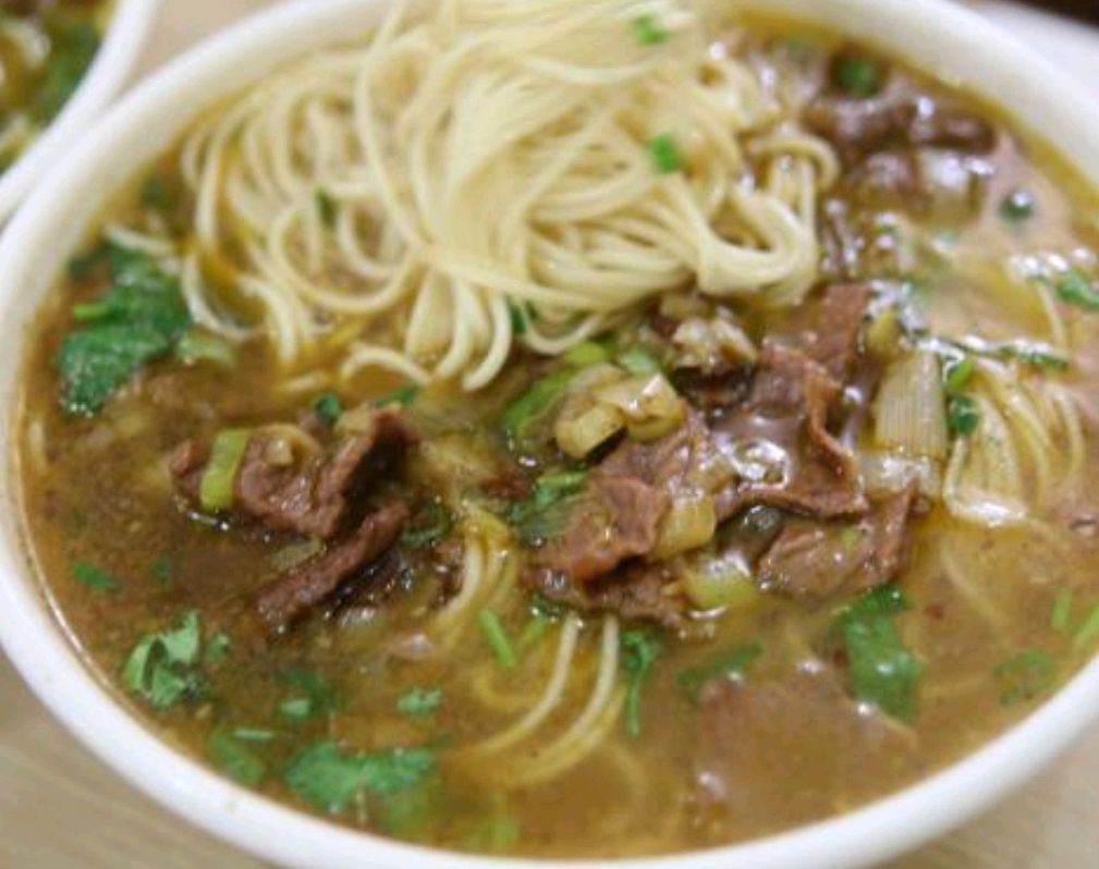 在家好何做出好吃的氽羊肉面,其实也很简单