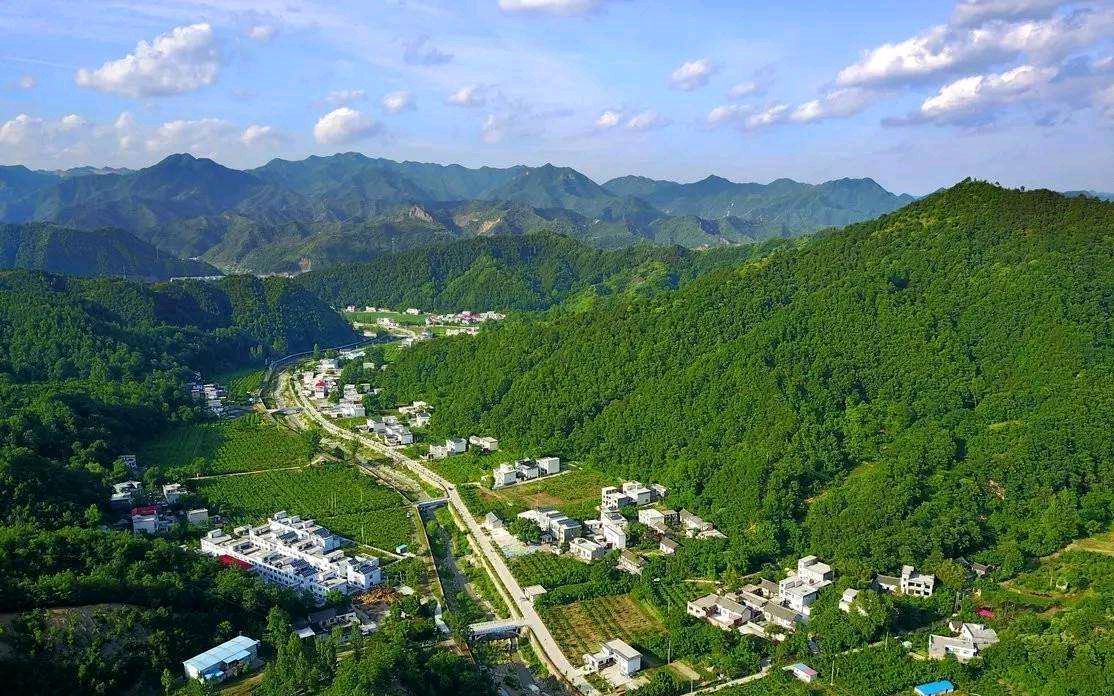 河南洛阳一村荣获全国乡村旅游重点村,是美丽休闲乡村,位于栾川