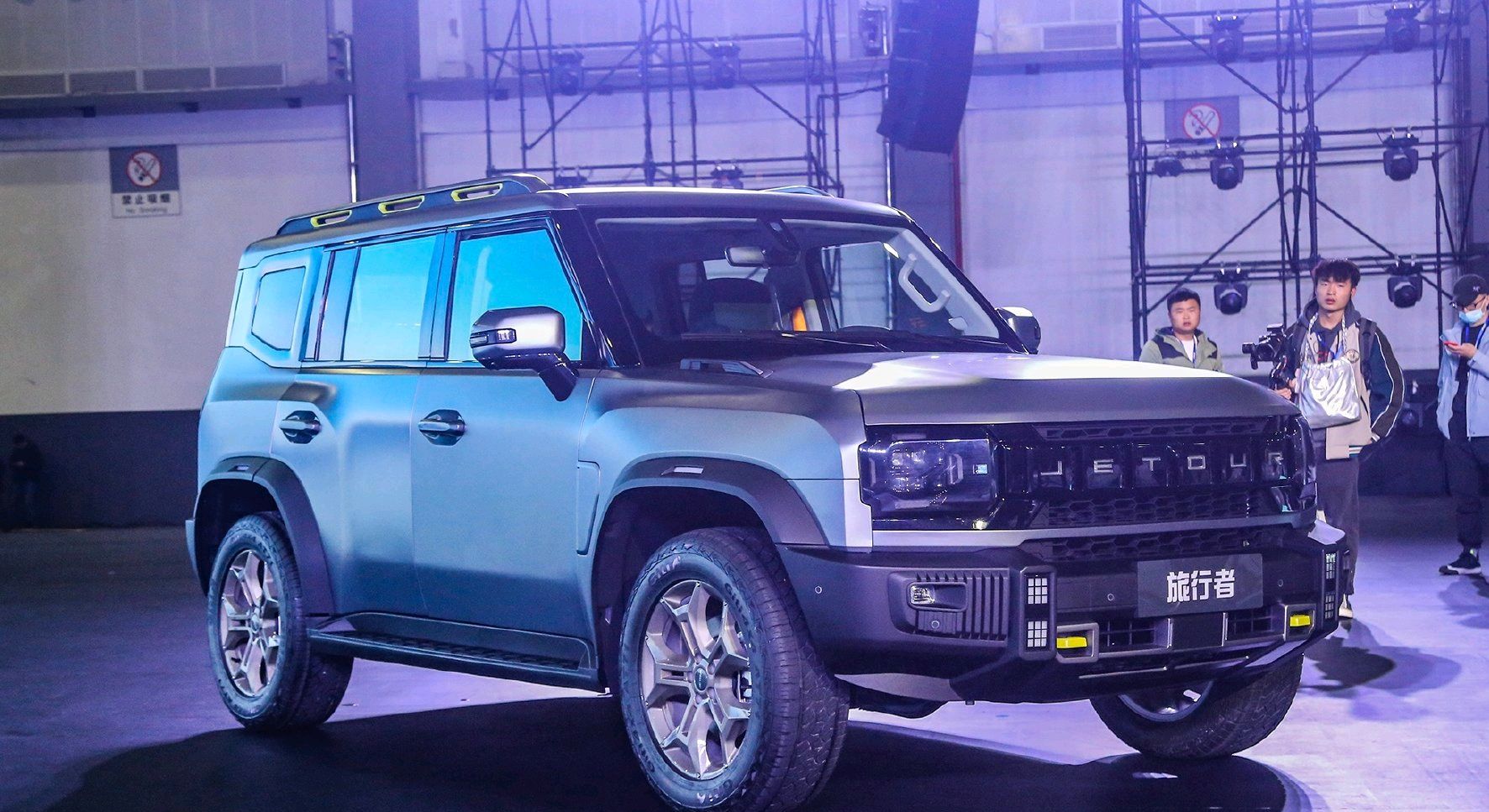 jetour旅行者:国产硬派suv新标杆,两款引擎 四驱,可选混动版