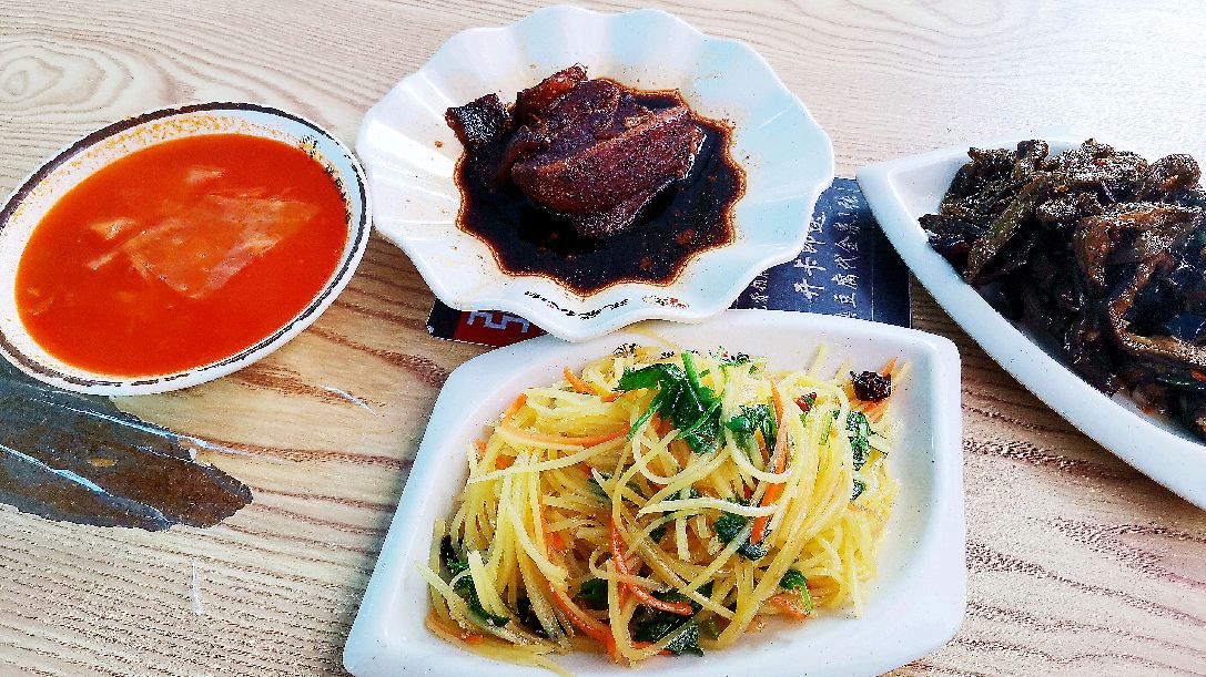 打卡哈尔滨张飞扒肉,这是必吃的一家小馆!大块肉过瘾