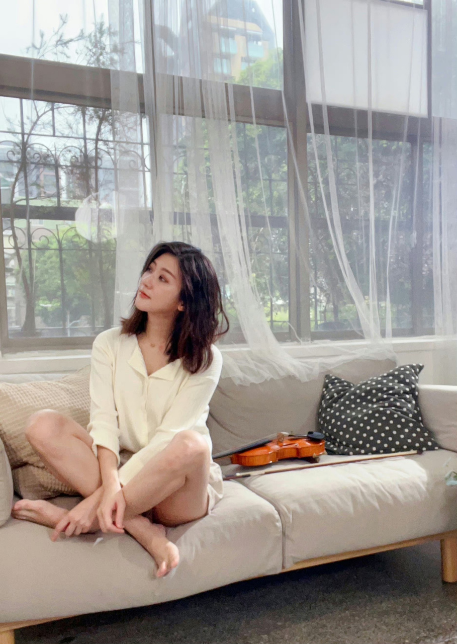 林逸欣  光jio丫  大长腿又白又直