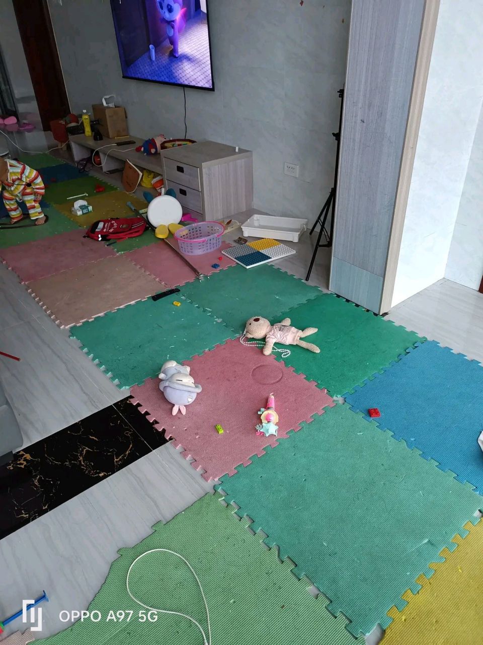 我的五口之家马上就要四分五裂了.