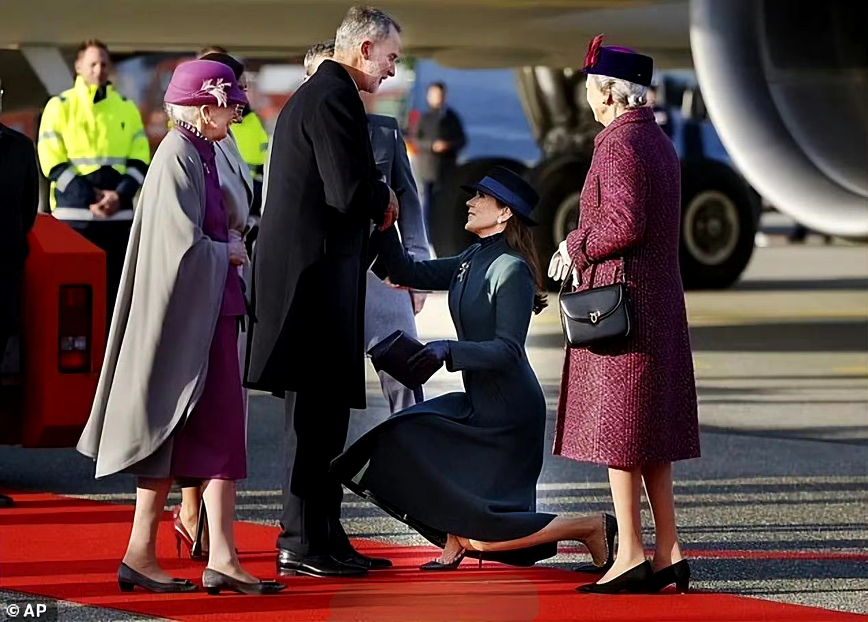 玛丽王妃和王储腓特烈怎么认识,在哪里认识,怎么嫁入王室,现在说这些