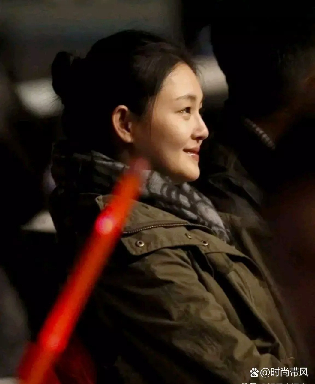 大s的侧脸,真的好奇怪