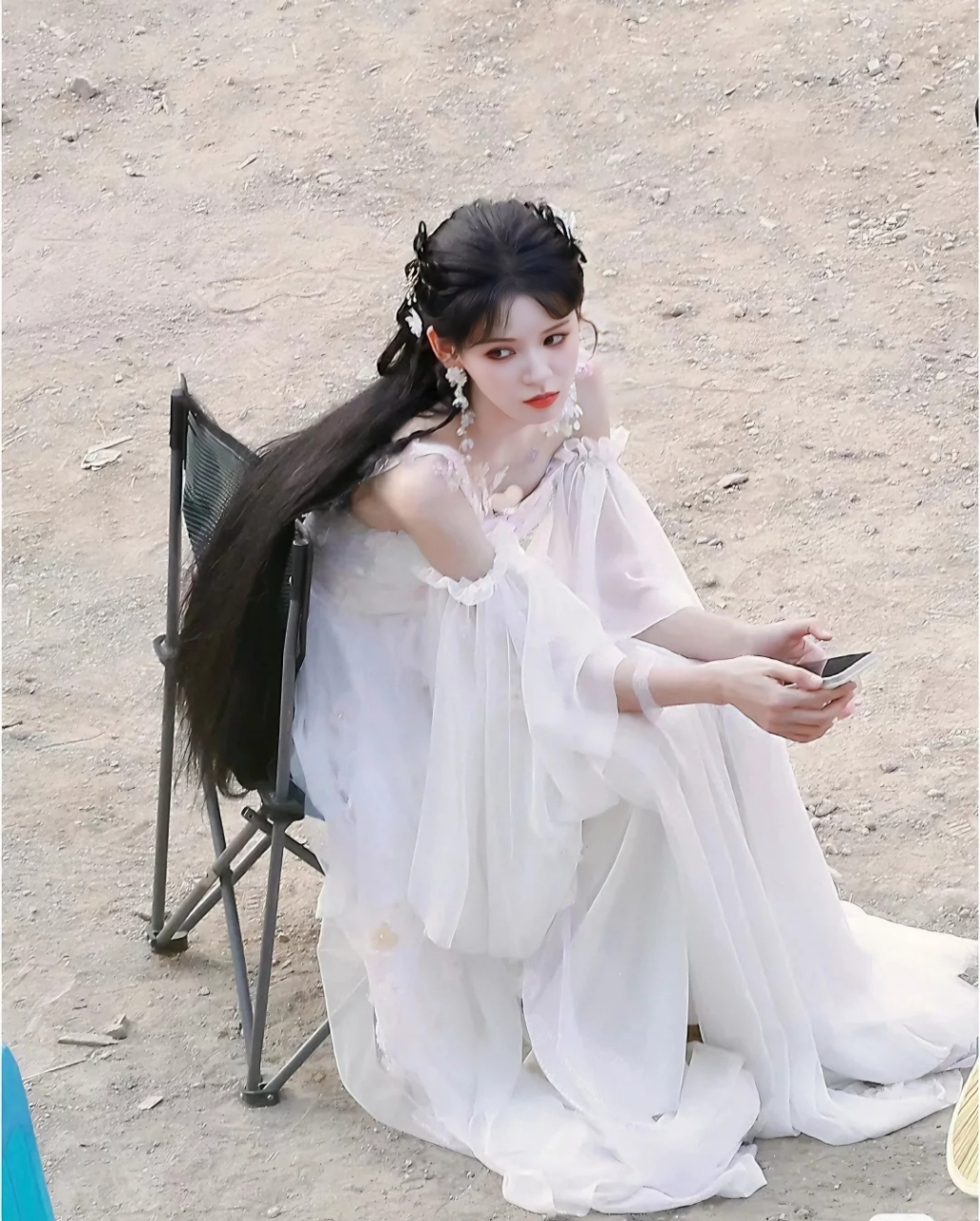 漫改剧《斗罗大陆》真人版第二部小舞由张予曦饰演,这个妆造好符合