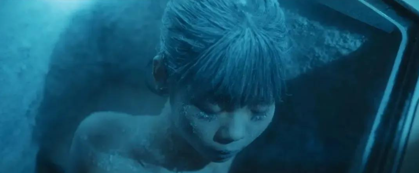 连夜看了14集,冷冻小女孩震撼出场,让我心生恐惧!