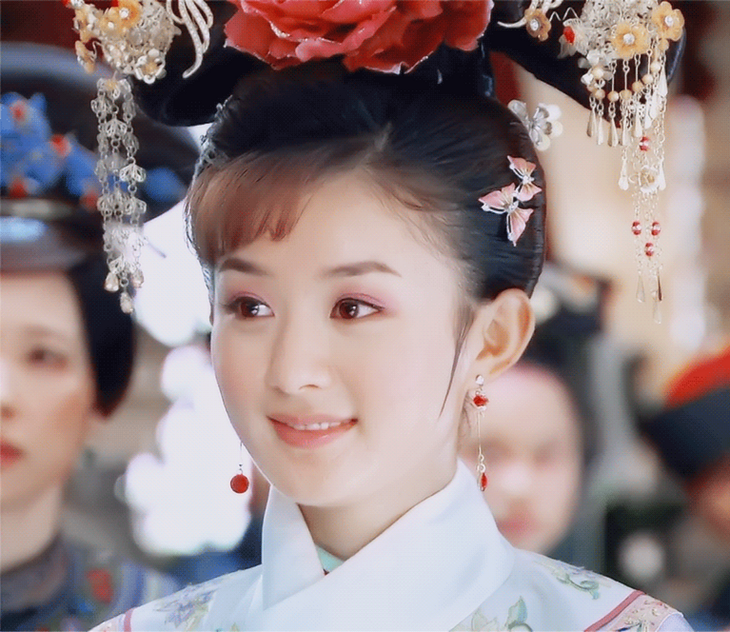当时看新还珠格格一下子就被赵丽颖演的晴儿吸引住了!