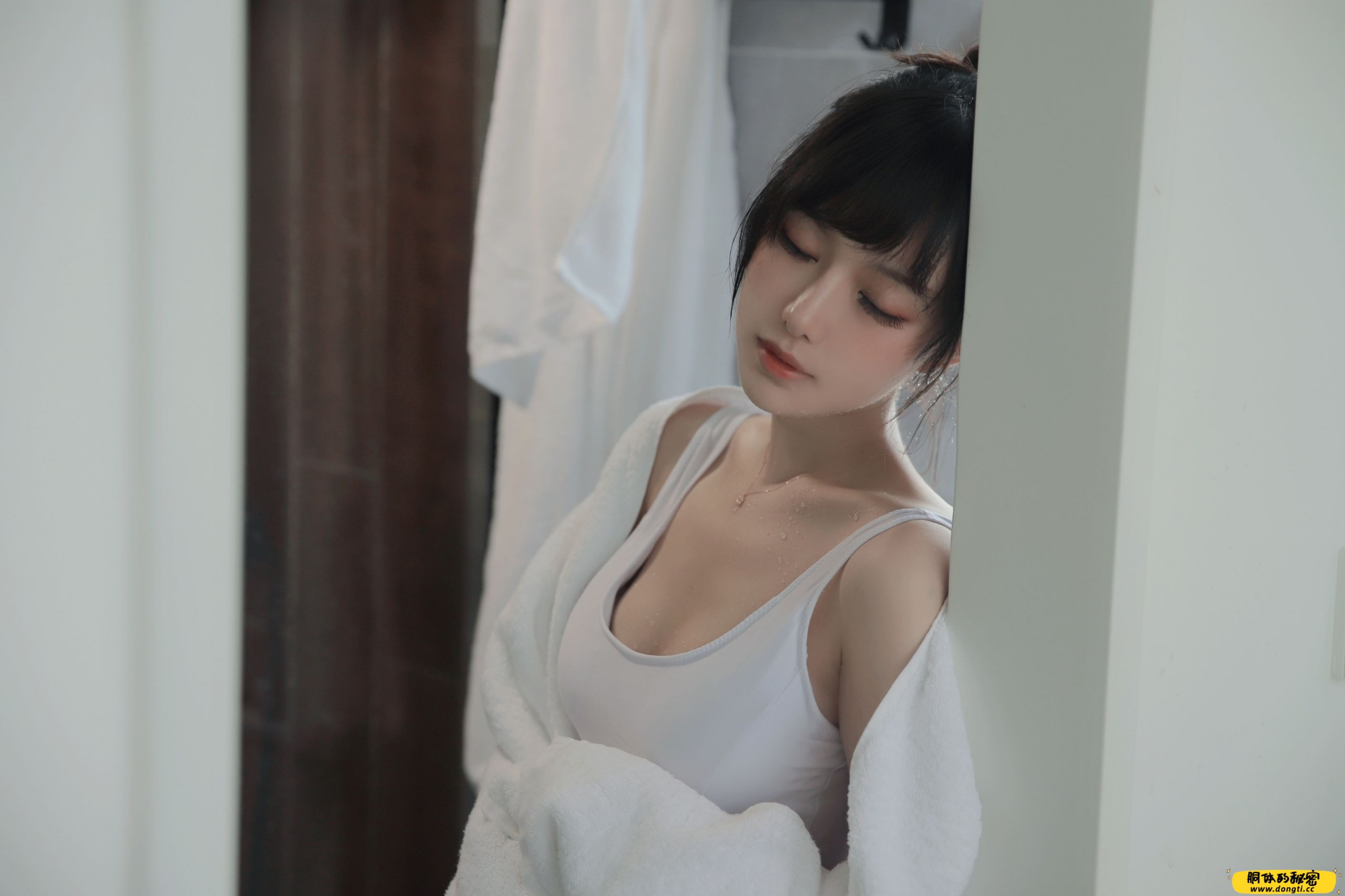 图片[15]-Shika小鹿鹿 – 半透浴室 22P 51MB-福利虾虾
