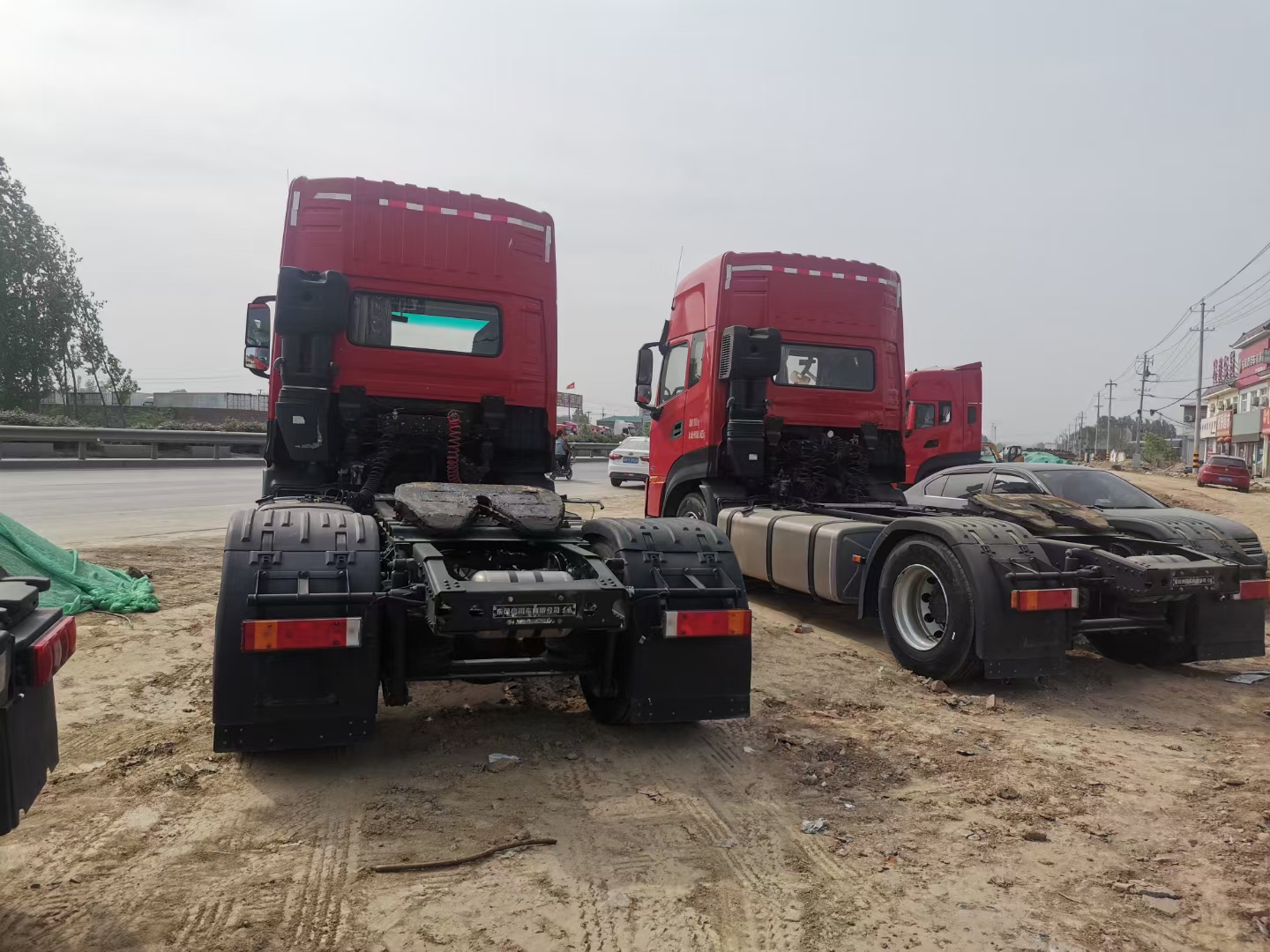 二手牵引车东风天龙kl,单驱21年