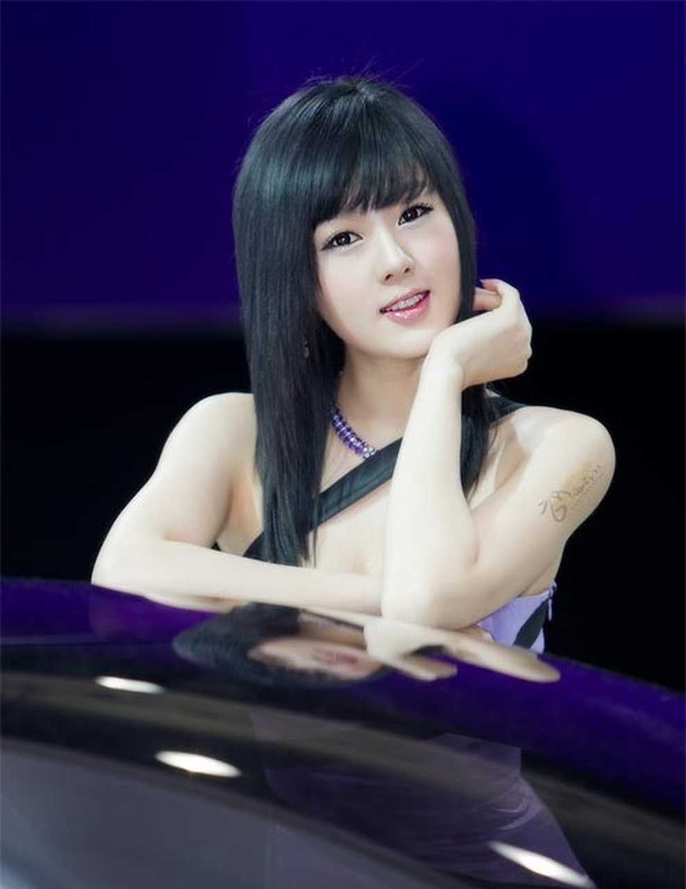 曾经迷倒无数男人的南韩第一车模美女黄美姬