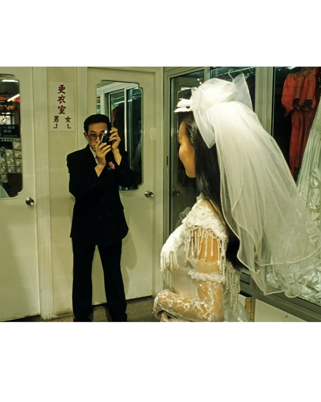 外国摄影师镜头下,1995年的中国