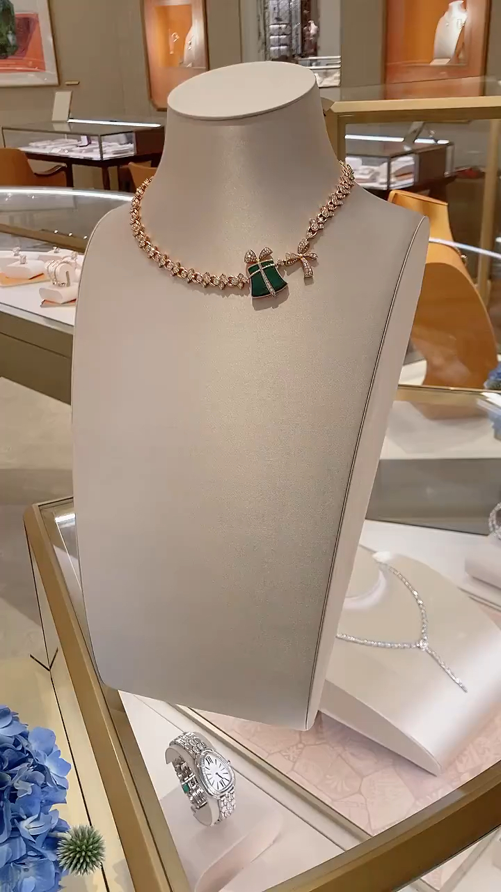 宝格丽 蝴蝶结项链