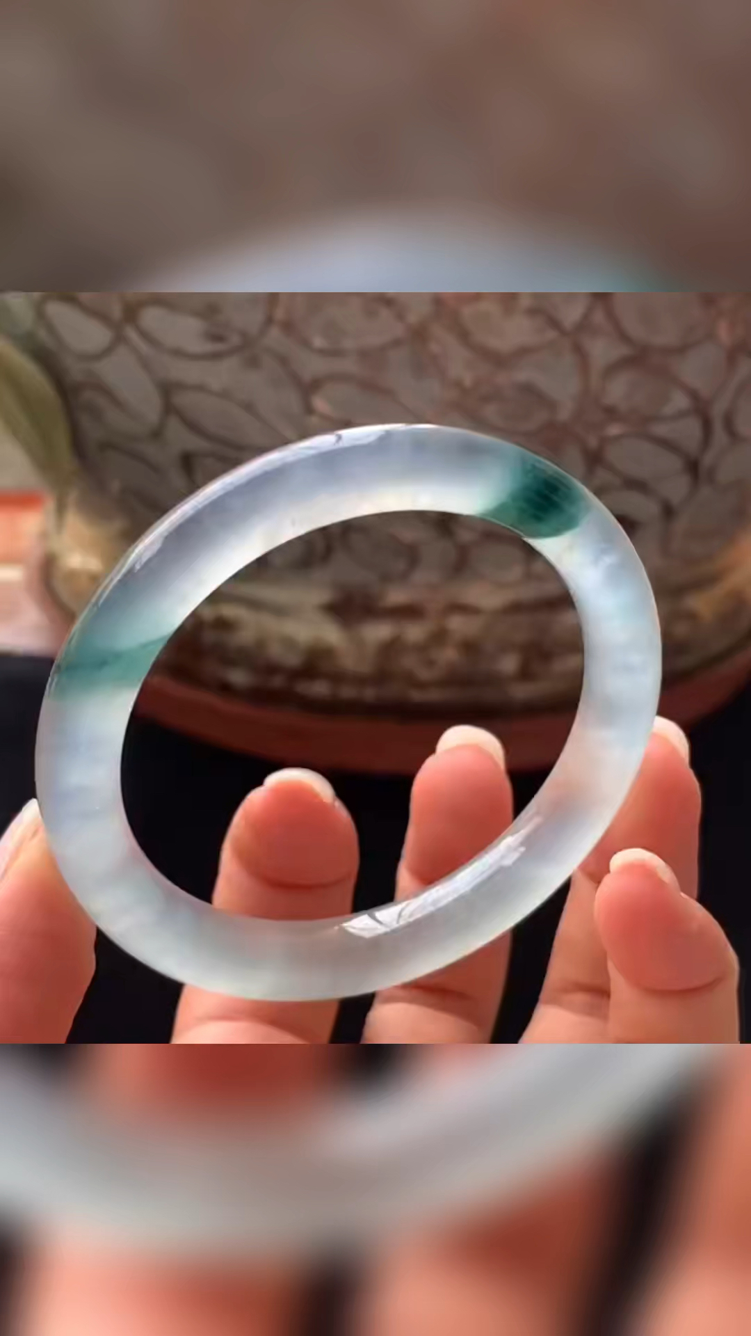 冰飘兰花翡翠手镯分