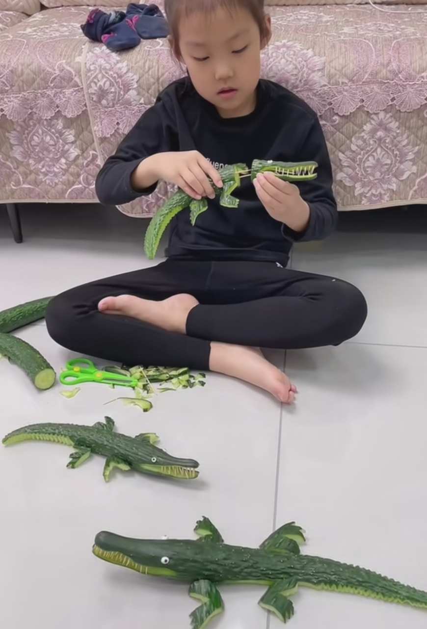 小黄瓜变身大鳄鱼