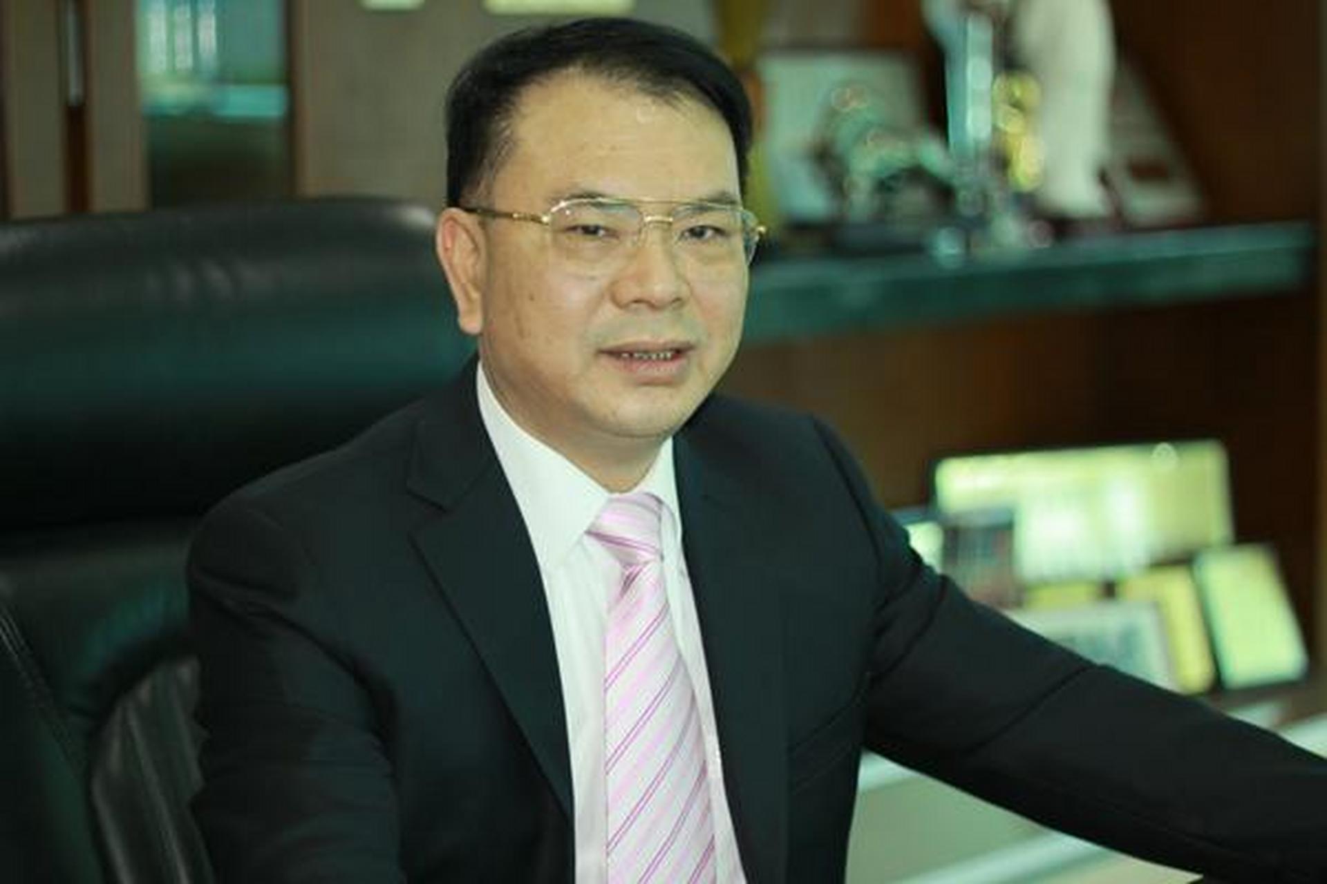 林秀成:1956年出生于福建泉州安溪湖头镇,福建三安集团创始者