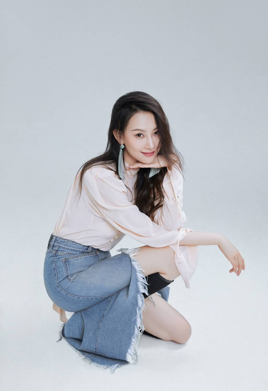 中国内衣模特大赛冠军李昕岳