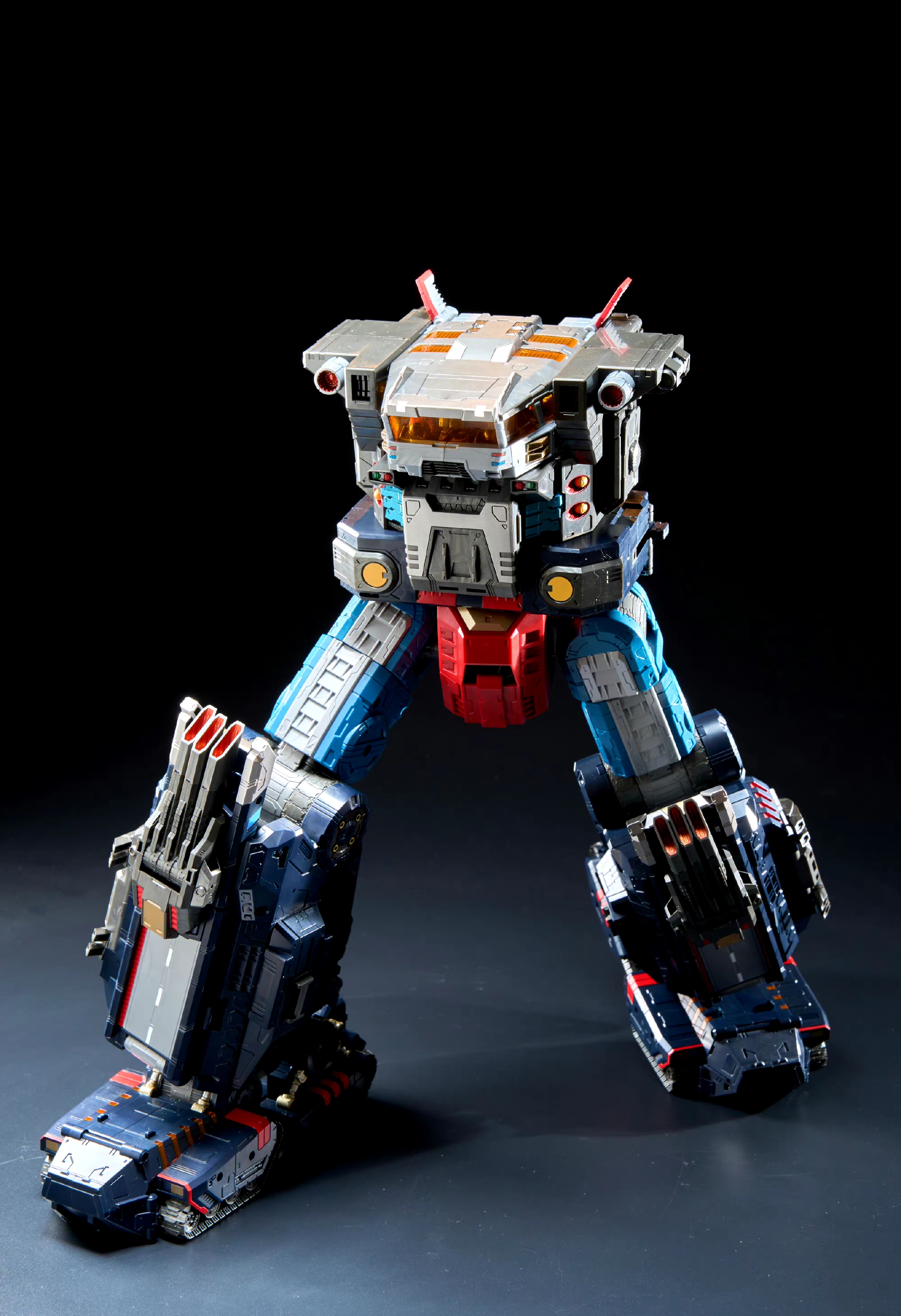 模型欣赏:戴亚克隆 da-95 超弩级陆上机动战舰