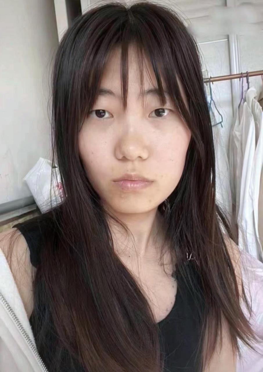 网恋女友要奔现,然后把真实照片发给我了,我该怎么办?