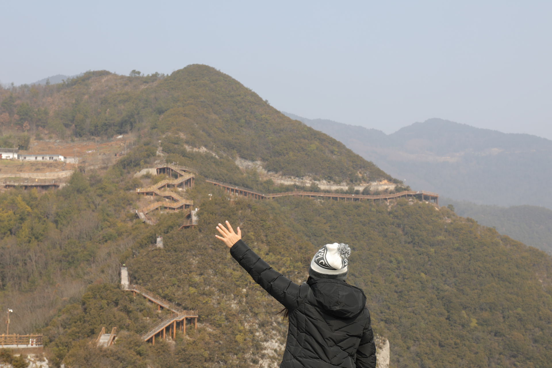 游巫山神女峰景区,露营相知台.