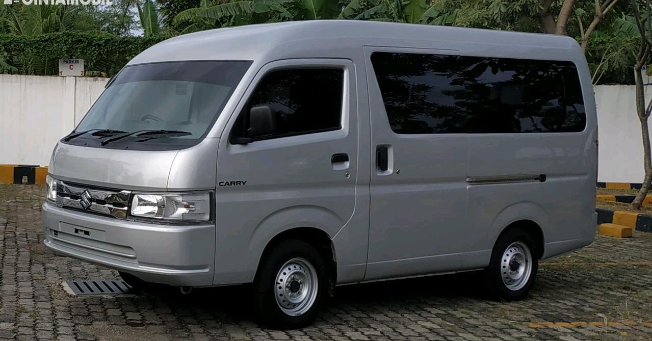 铃木牌"海狮"面包车曝光,9座 手动5速 1.5引擎,宽敞又实用