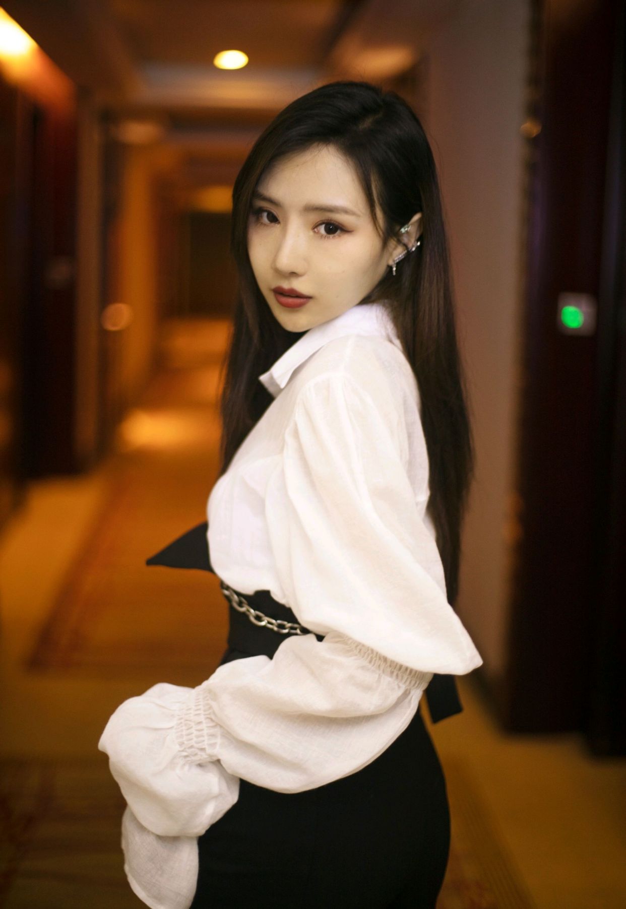 明星写真美图|刘美麟