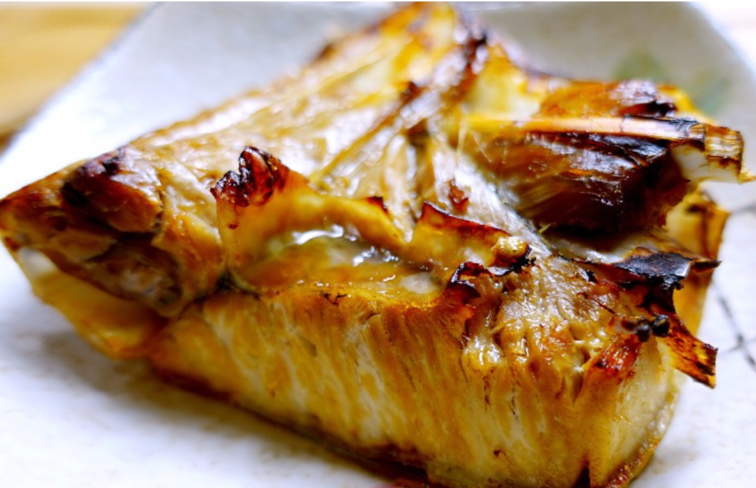 金枪鱼的做法,在家也能吃上金枪鱼,今天就教你在家里做金枪鱼