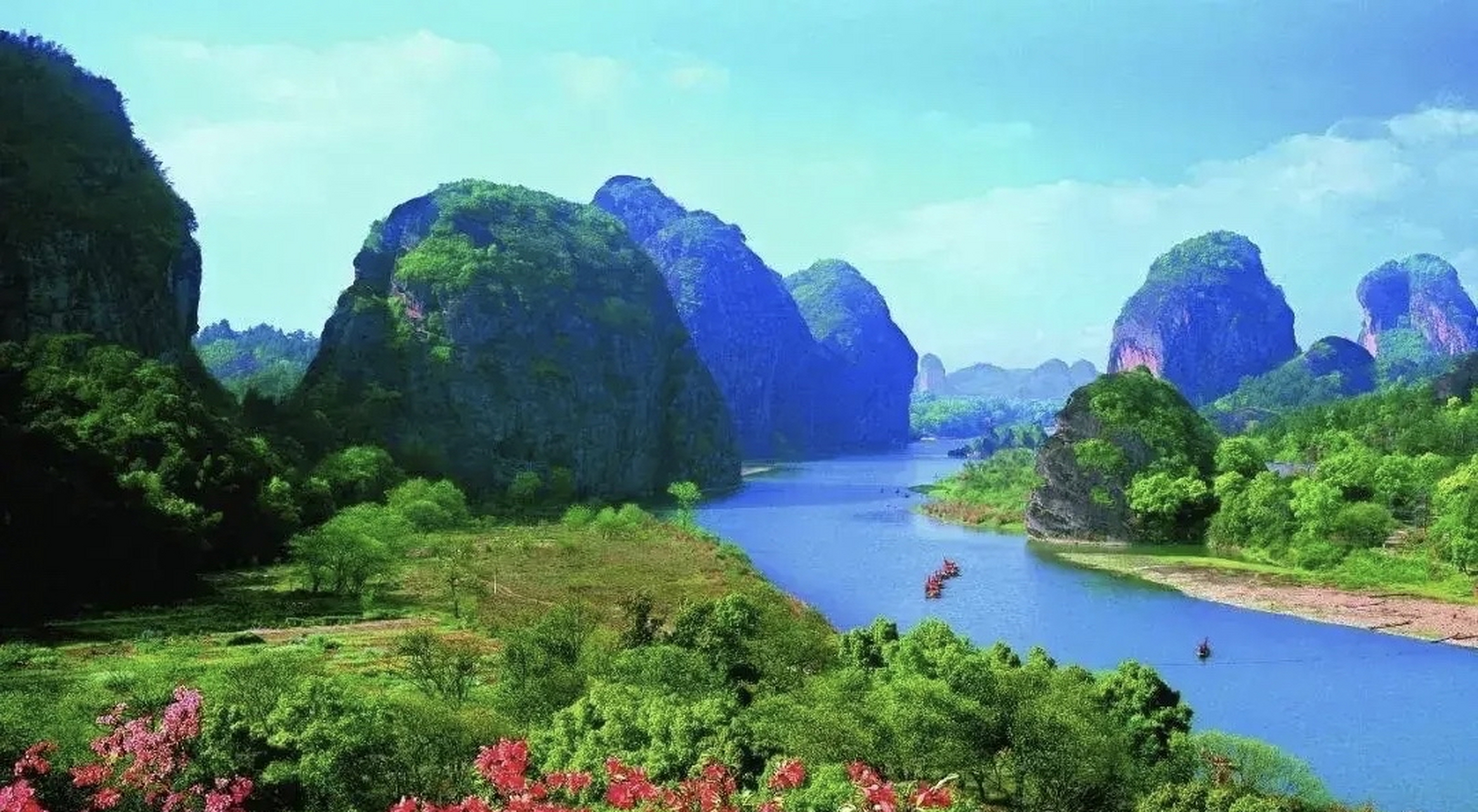 龙虎山风景名胜区!位于江西省鹰潭市境内!  国家五a级风景名胜区!