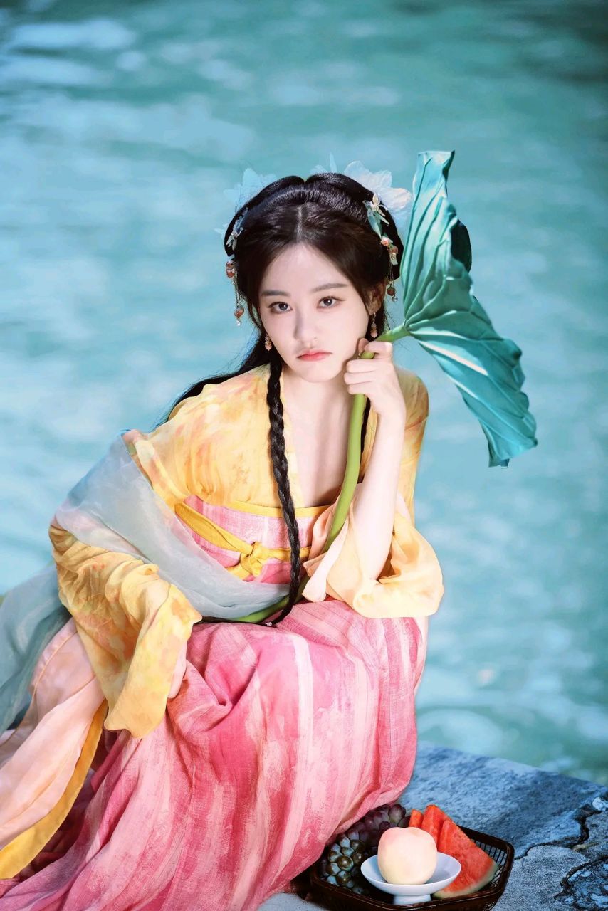 怎么会有这么甜美的女孩,爱了爱了#一眼沦陷# #你心中的古装女神