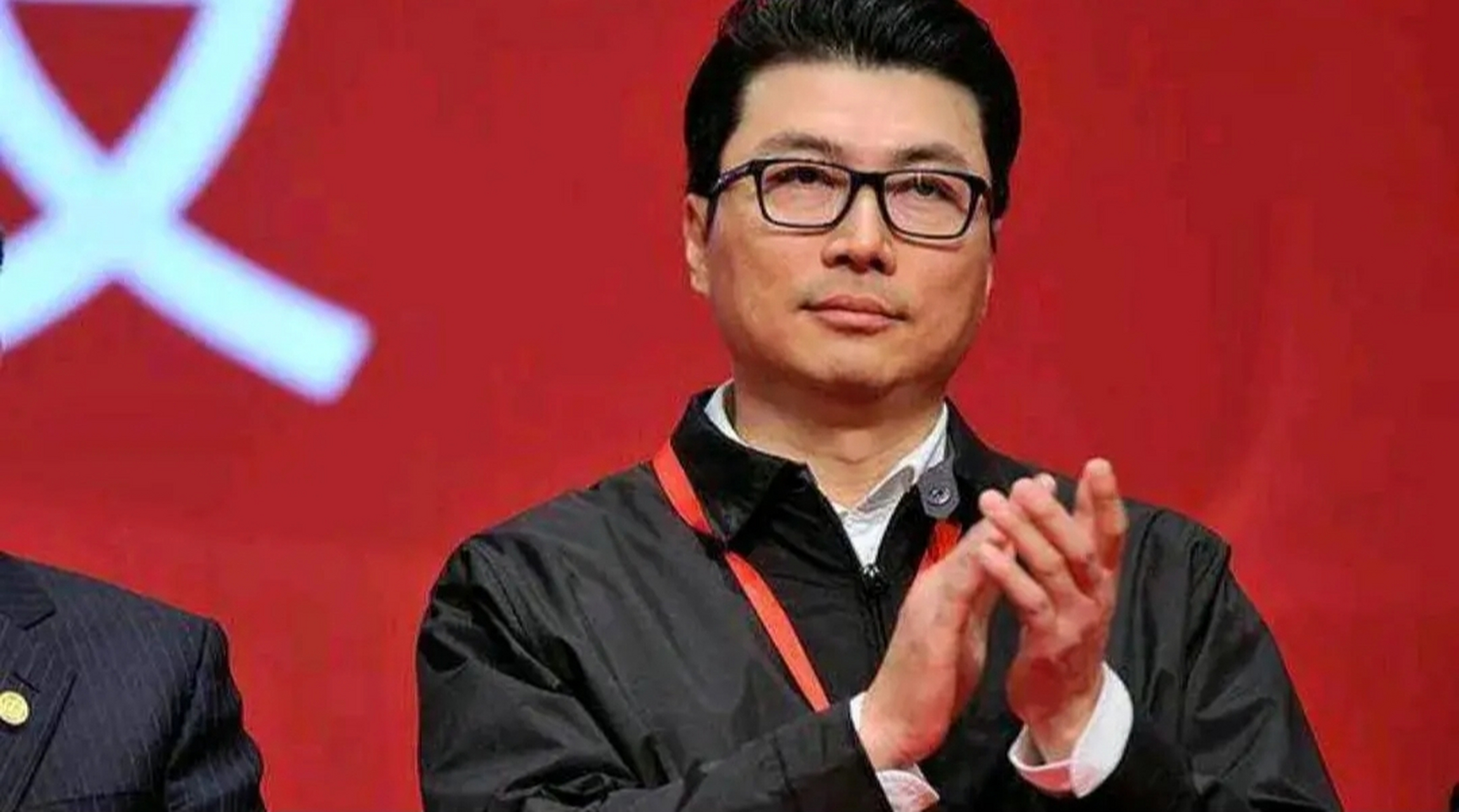 王卫,顺丰控股公司创始人,1970年出生于上海,祖籍广东顺德.