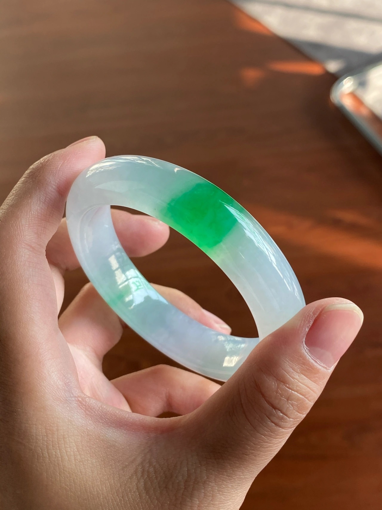 高冰阳绿翡翠手镯