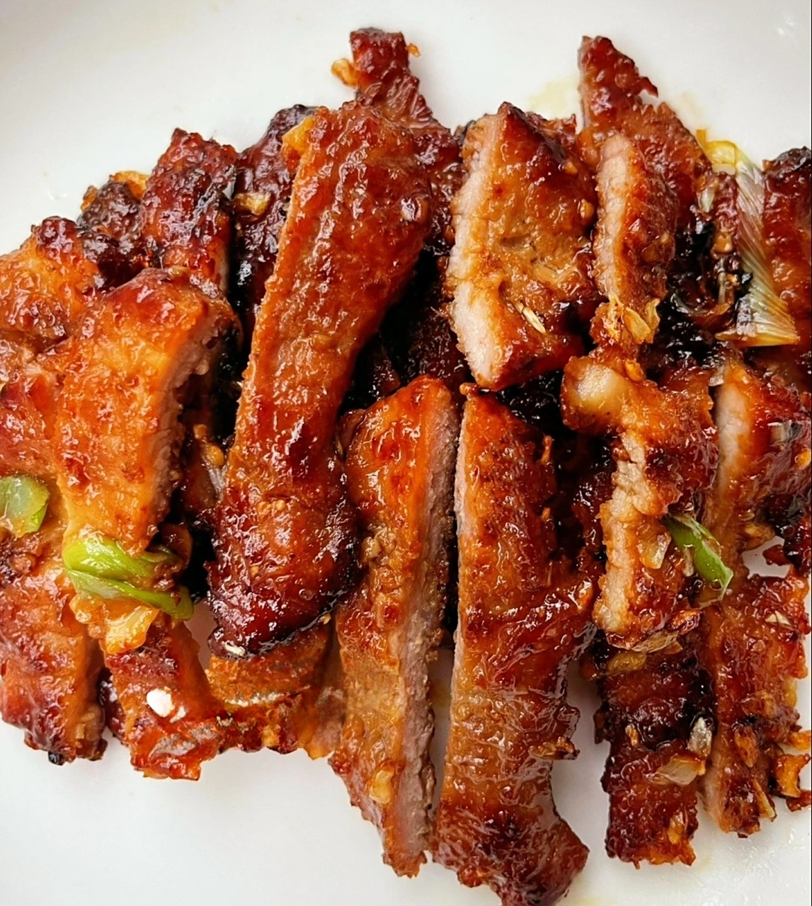 香煎猪扒,肉质鲜嫩,一点都不柴.