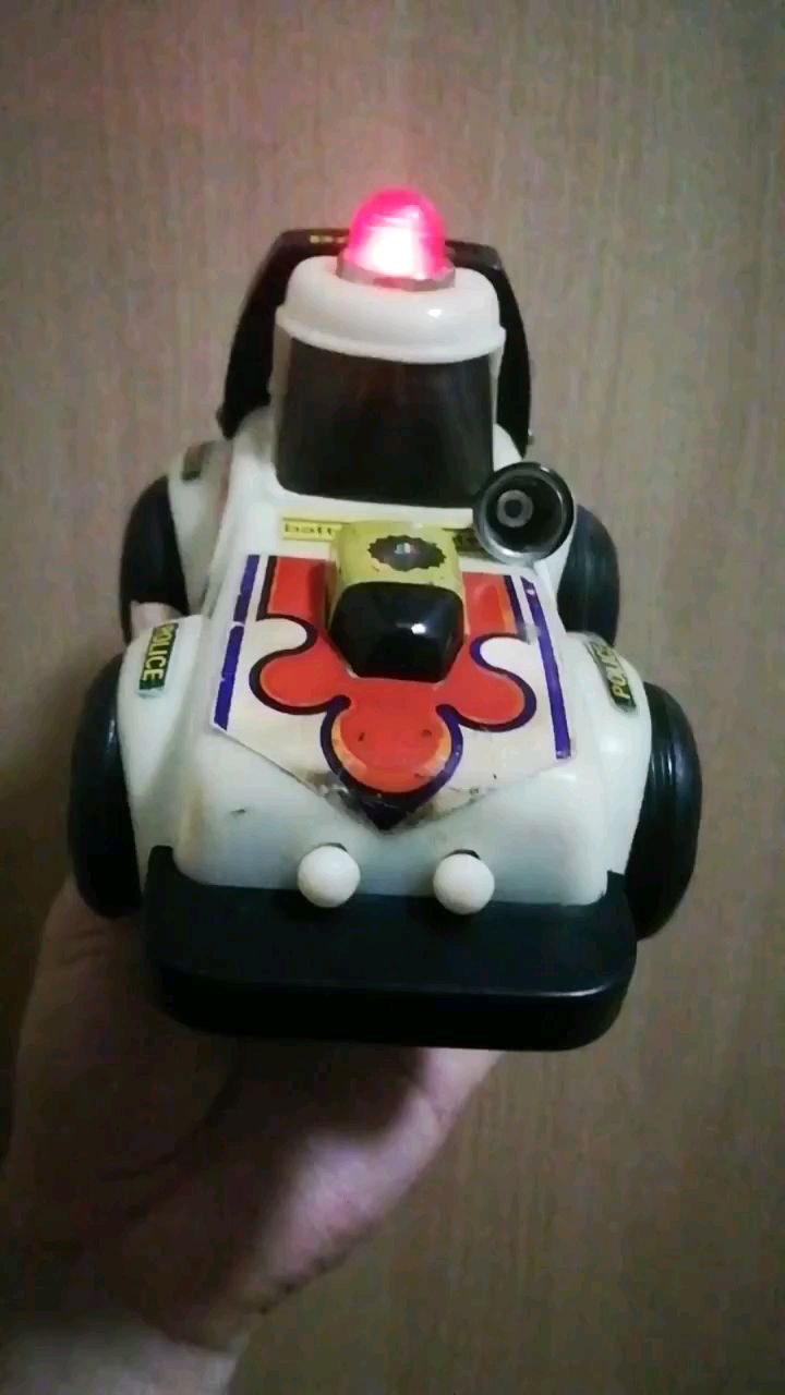 怀旧玩具大脚警车90年代老玩具经典大脚(也就是大轮子)电动玩具车-度