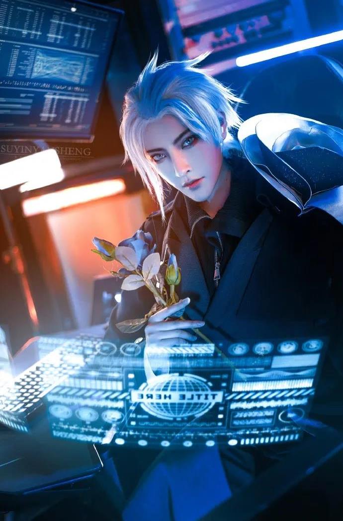 帅到无法形容,《王者荣耀》兰陵王cos,这声老公我先喊为敬