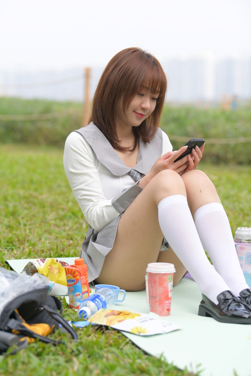 精选街拍 No.277 姓感动人的小百褶裙镁钕（五） [100P/99M]